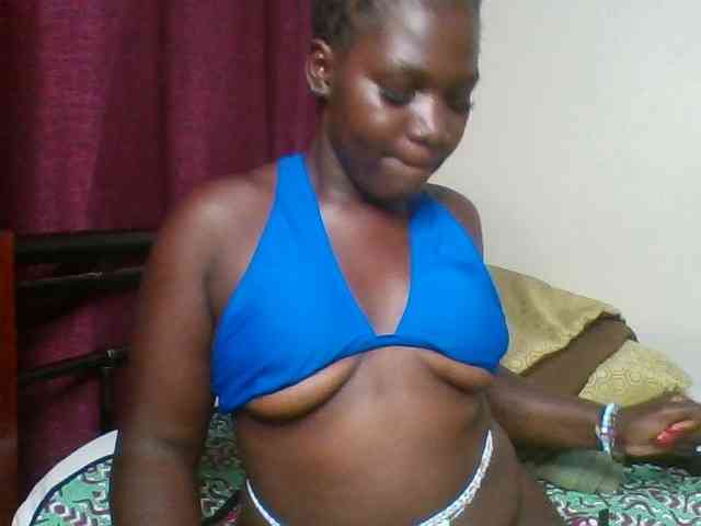 Lara61 webcam