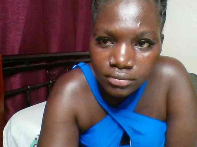 Lara61 webcam