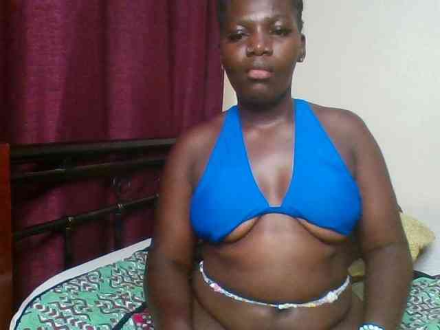 Lara61 webcam