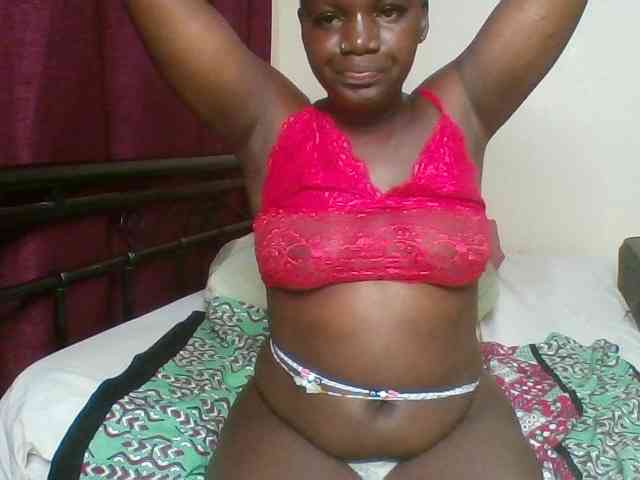 Lara61 webcam