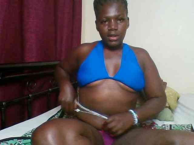 Lara61 webcam