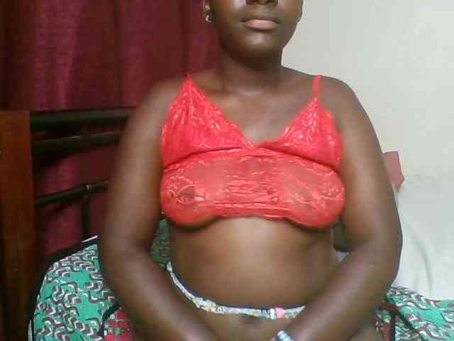 Lara61 webcam