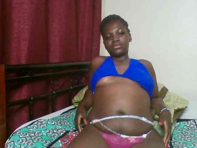 Lara61 webcam