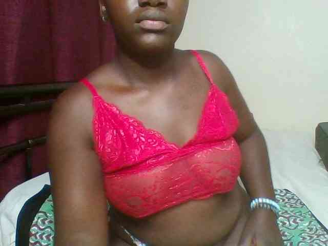 Lara61 webcam