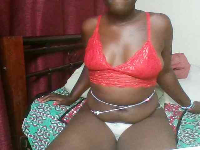 Lara61 webcam