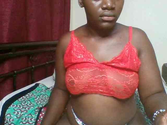 Lara61 webcam