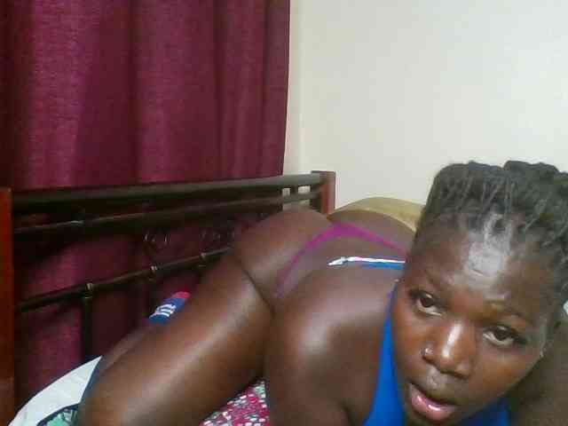 Lara61 webcam