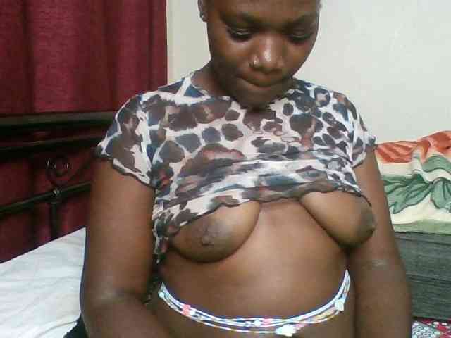 Lara61 webcam