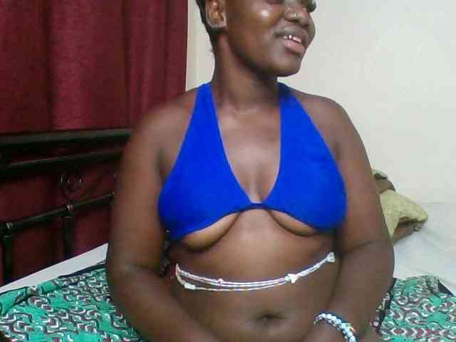 Lara61 webcam
