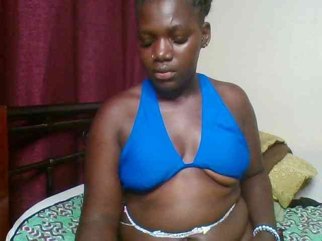 Lara61 webcam
