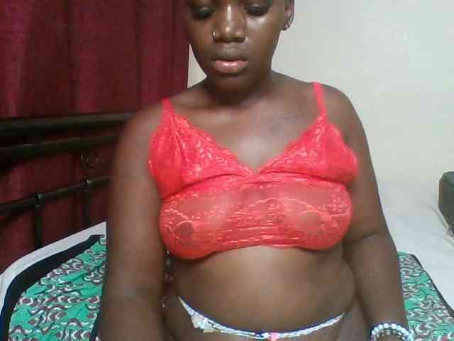 Lara61 webcam
