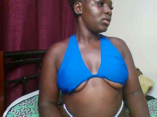 Lara61 webcam