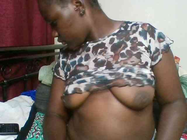 Lara61 webcam