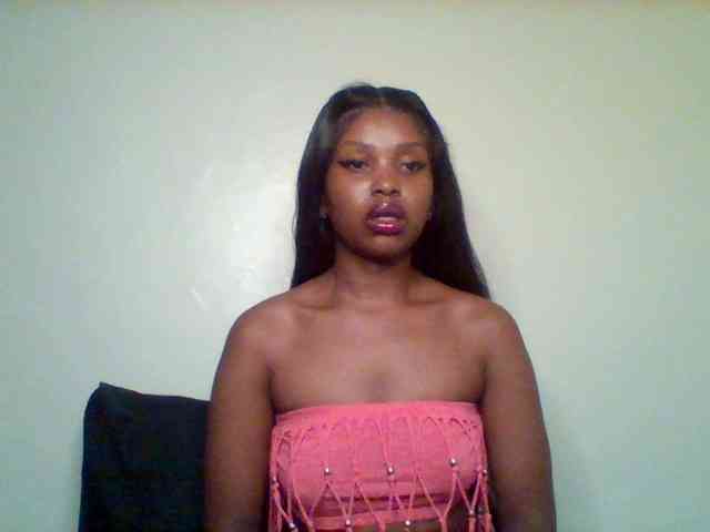 Nafartariee Live Webcam on BongaCams