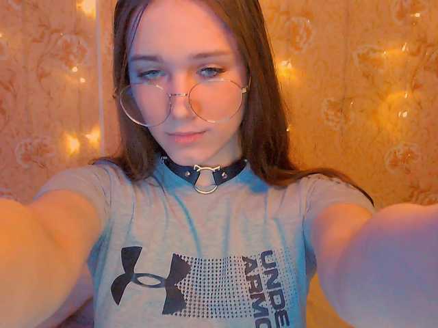 fluffy-kitty-'s BongaCams show and profile