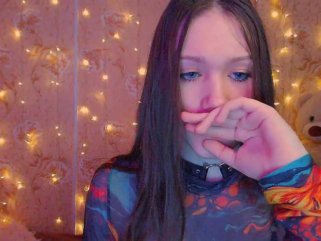 fluffy-kitty-'s BongaCams show and profile