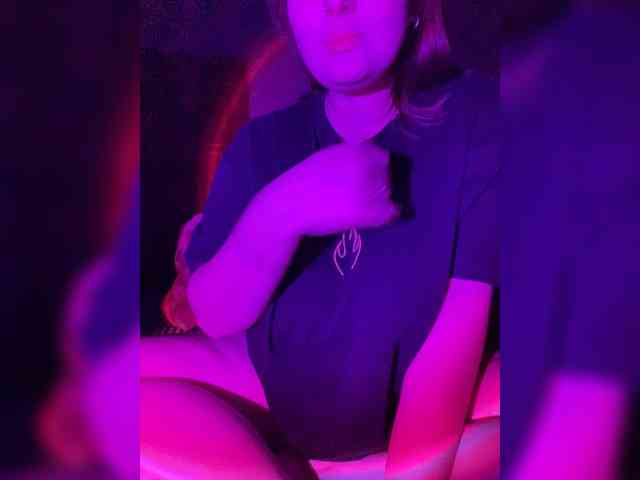 Anzhelika02 webcam