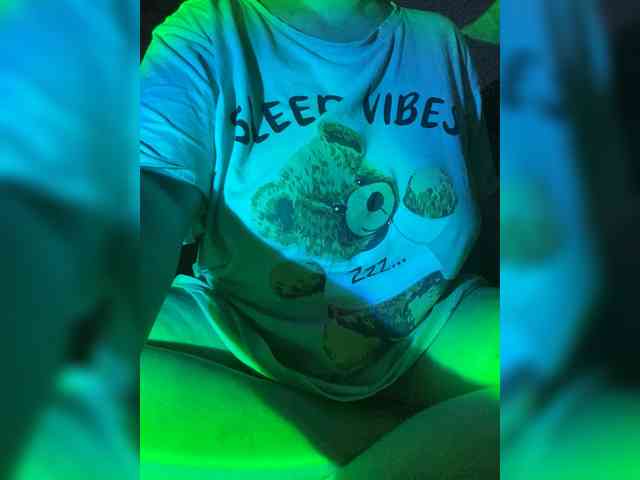 Anzhelika02 bongacams