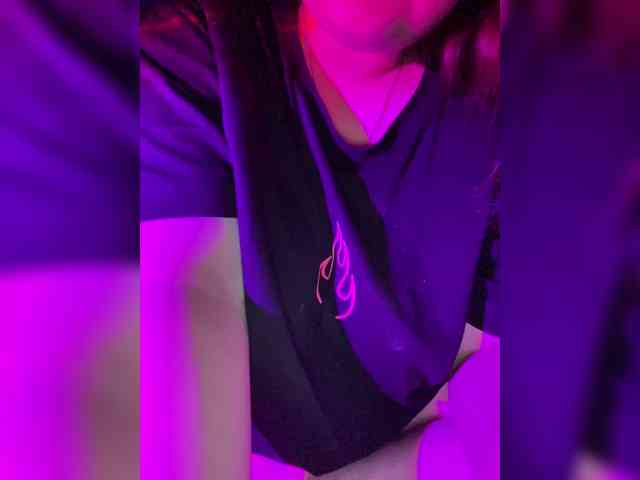 Anzhelika02 webcam