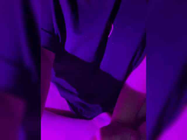 Anzhelika02 webcam