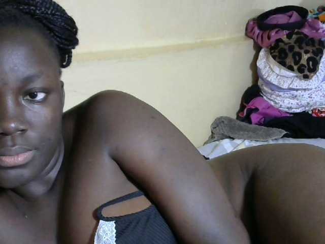 Yourgoddess1 webcam bongacams model stream image