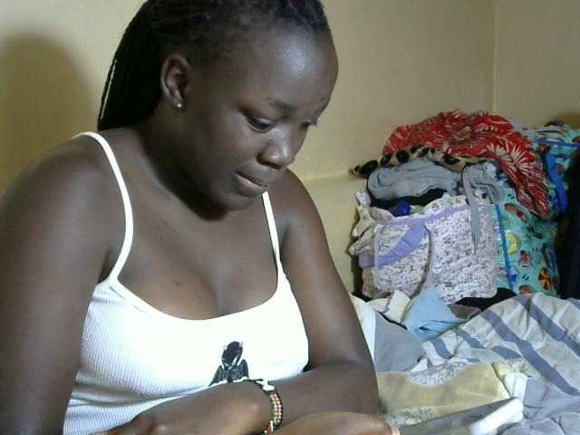 Yourgoddess1 webcam bongacams model stream image