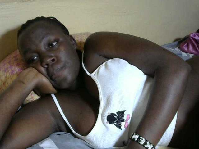 Yourgoddess1 webcam bongacams model stream image