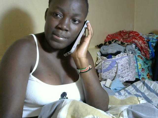 Yourgoddess1 webcam bongacams model stream image