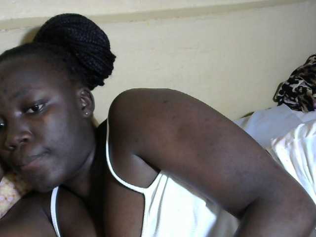 Yourgoddess1 webcam bongacams model stream image