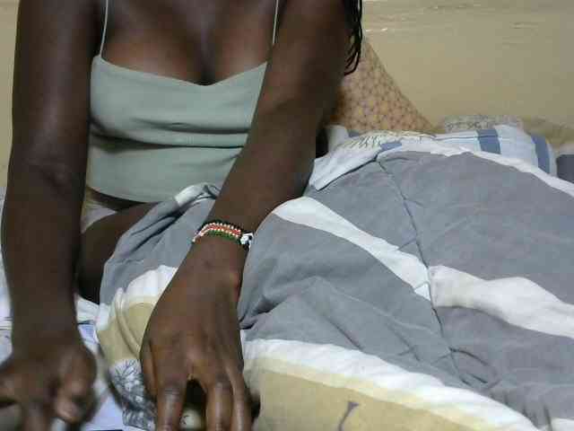 Yourgoddess1 webcam