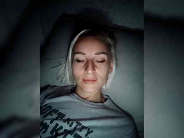 Anna-141 webcam