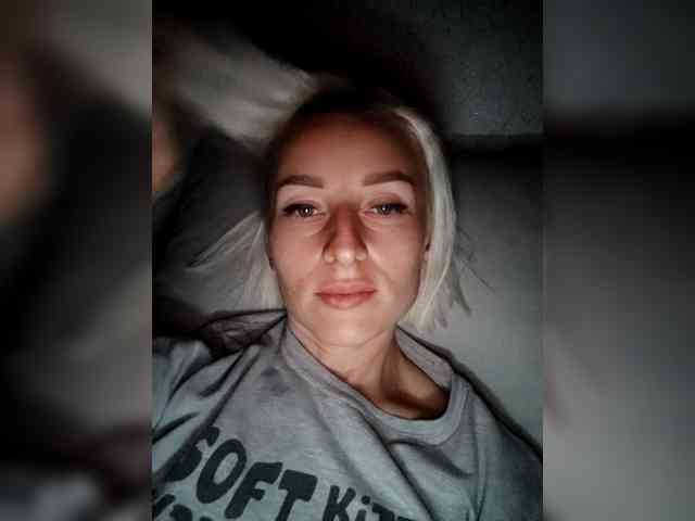 Anna-141 webcam