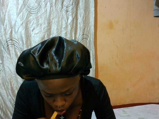 cute-mashall — hey i love yall dont forget to check my tip menu