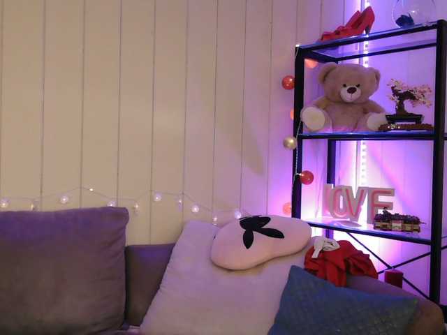 Lyscoquine's BongaCams show and profile