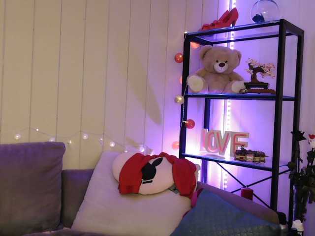 Lyscoquine's BongaCams show and profile