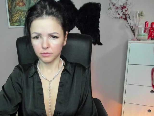 Mollybrunett from BongaCams