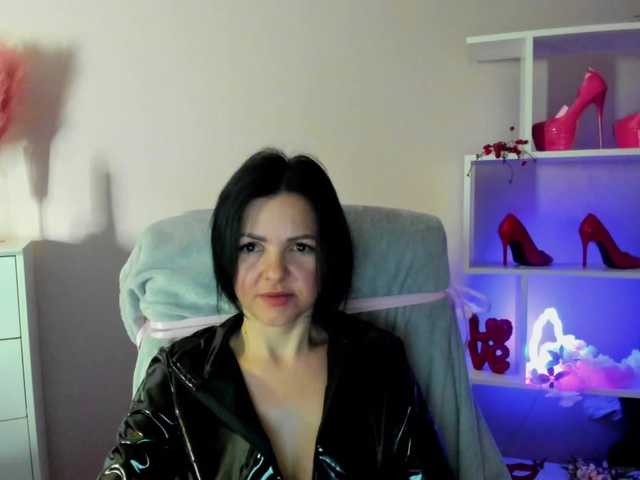 Mollybrunett's BongaCams show and profile
