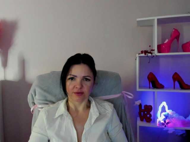 Mollybrunett's BongaCams show and profile