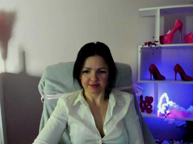 Mollybrunett's BongaCams show and profile