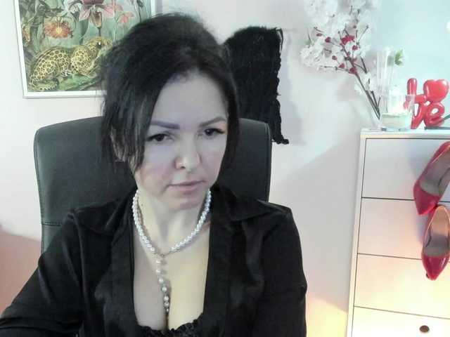 Mollybrunett from BongaCams