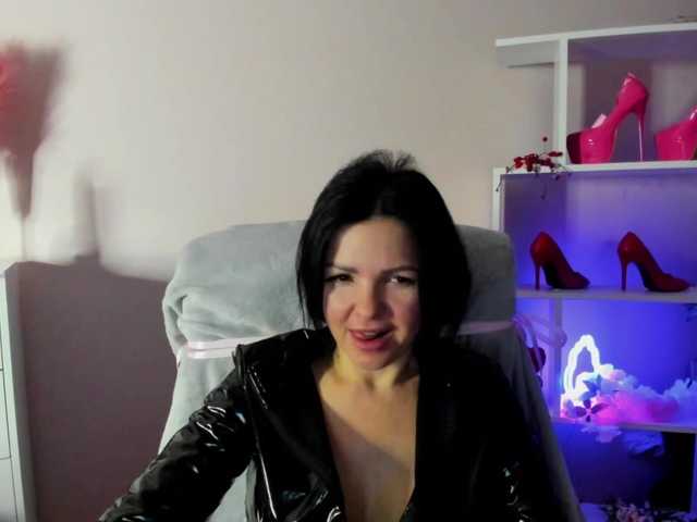 Mollybrunett's BongaCams show and profile