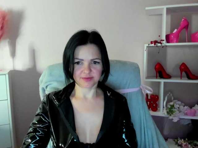 Mollybrunett's BongaCams show and profile