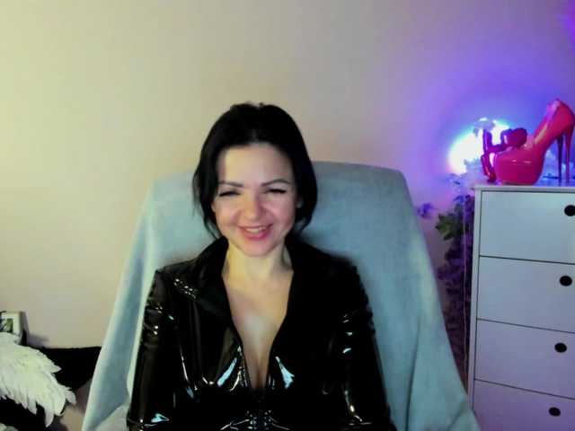Mollybrunett's BongaCams show and profile