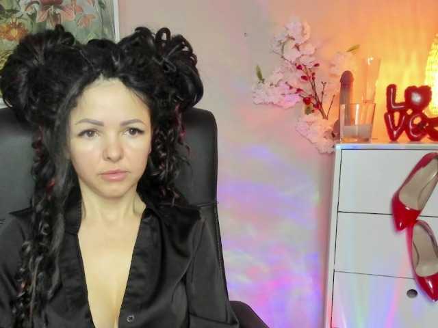 Mollybrunett – webcam model profile photo