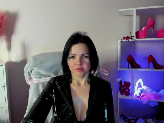 Mollybrunett's BongaCams show and profile