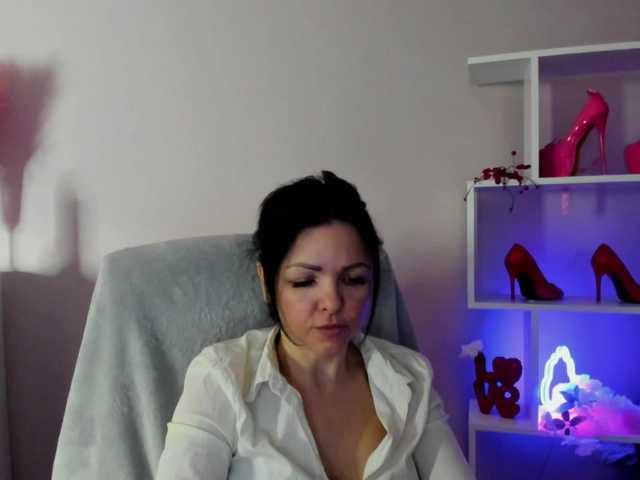 Mollybrunett's BongaCams show and profile