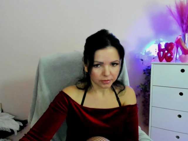 Mollybrunett's BongaCams show and profile