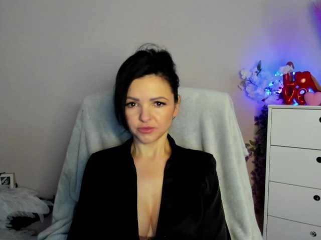Mollybrunett's BongaCams show and profile