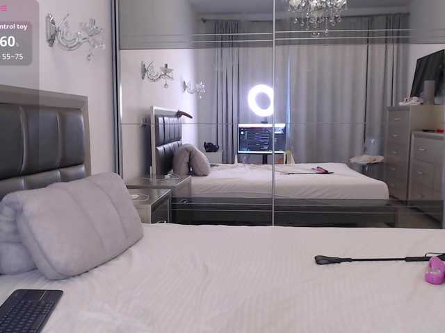 ailinaioki's BongaCams show and profile