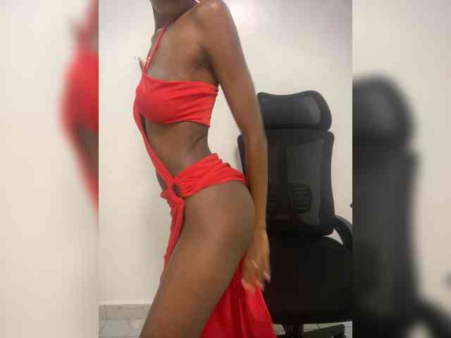 Exoticsoms webcam